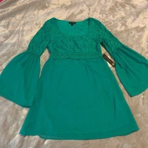 As U Wish green dress lace too with elastic waistband in back womens size XS NWT